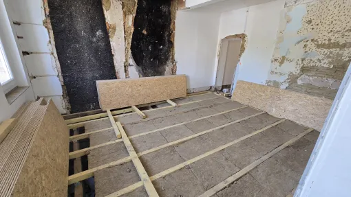 Isolation de plancher et mise à niveau à hauterive, Toulouse, Renovaz