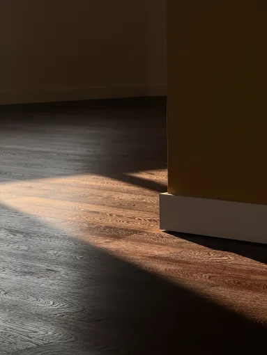 Ponçage de parquet en bois exotique à Toulouse, Toulouse, Renovaz