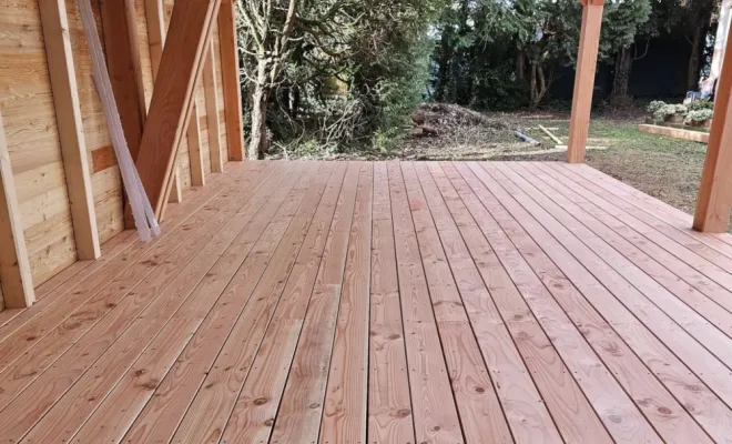 Pose de terrasse à Toulouse, Toulouse, Renovaz