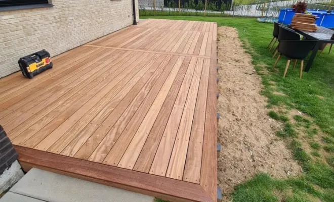 Pose de terrasse à Toulouse, Toulouse, Renovaz